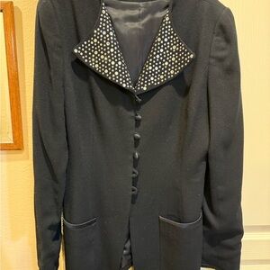 Elegant Black Blazer with Polka Dot Collar